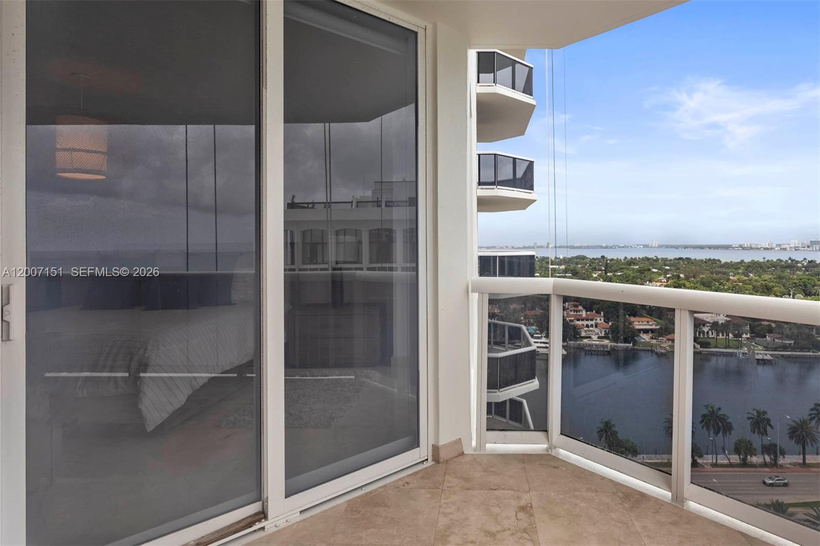 4779 Collins Ave #1908, Miami Beach FL 33140