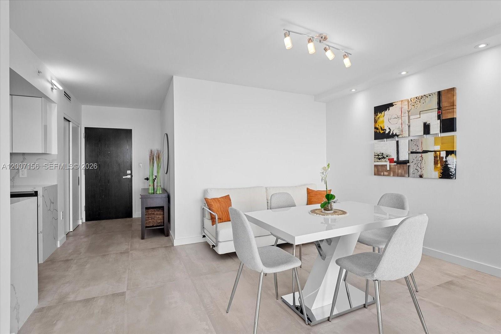 90 Alton Rd #2505, Miami Beach FL 33139