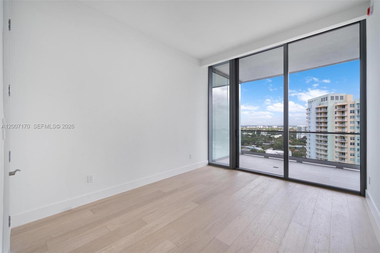 175 SE 25th RD #1904, Miami FL 33129