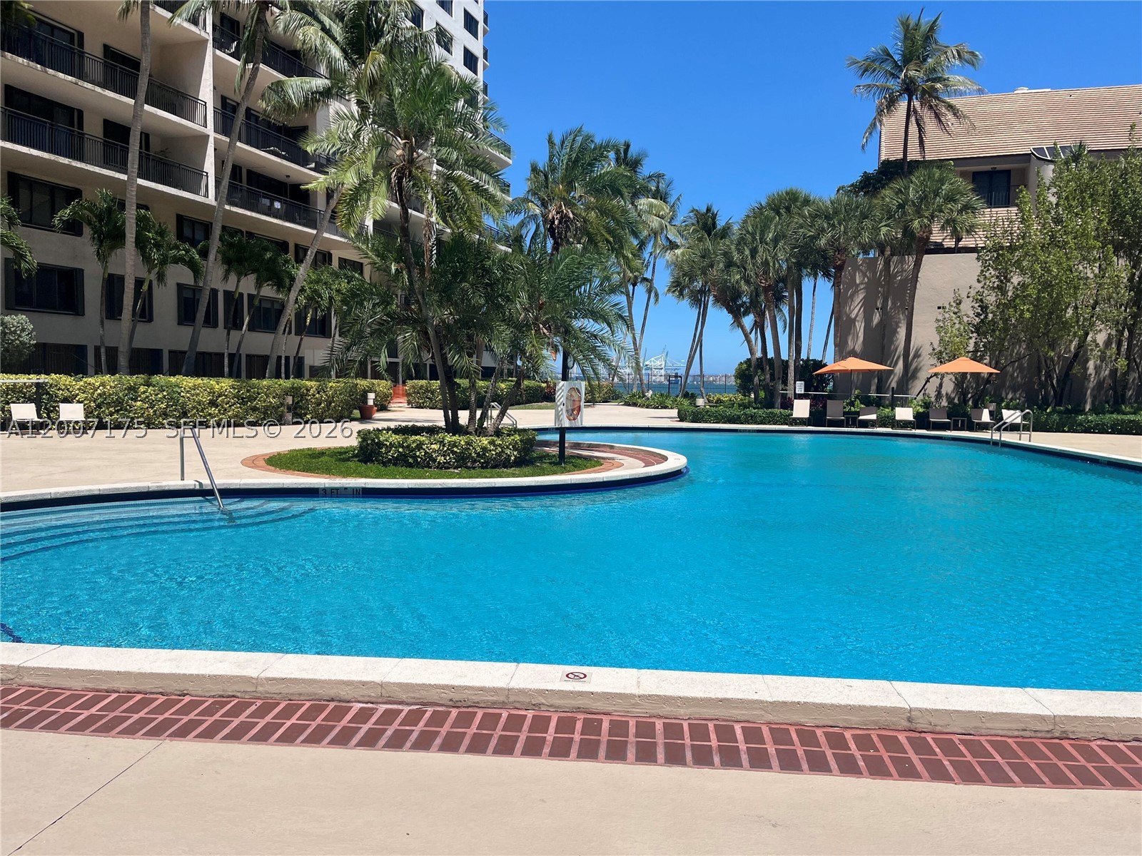 540 Brickell Key Dr #1809, Miami FL 33131
