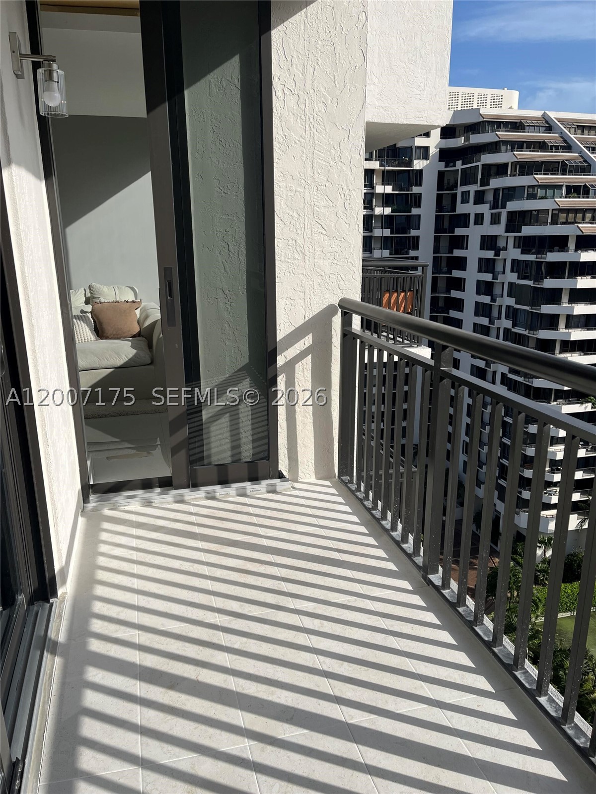 540 Brickell Key Dr #1809, Miami FL 33131
