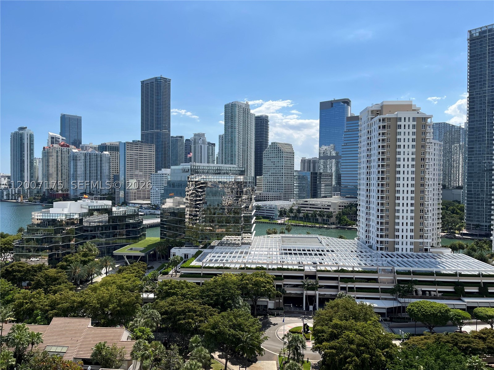 540 Brickell Key Dr #1809, Miami FL 33131