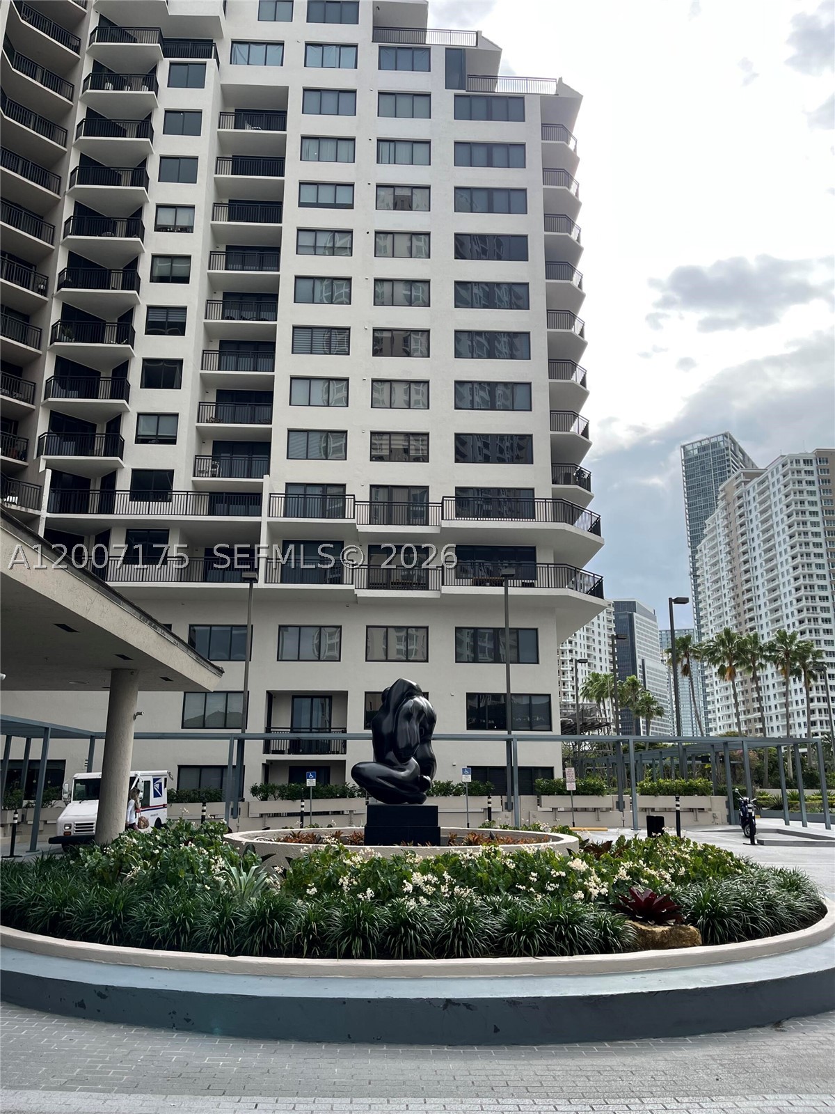 540 Brickell Key Dr #1809, Miami FL 33131