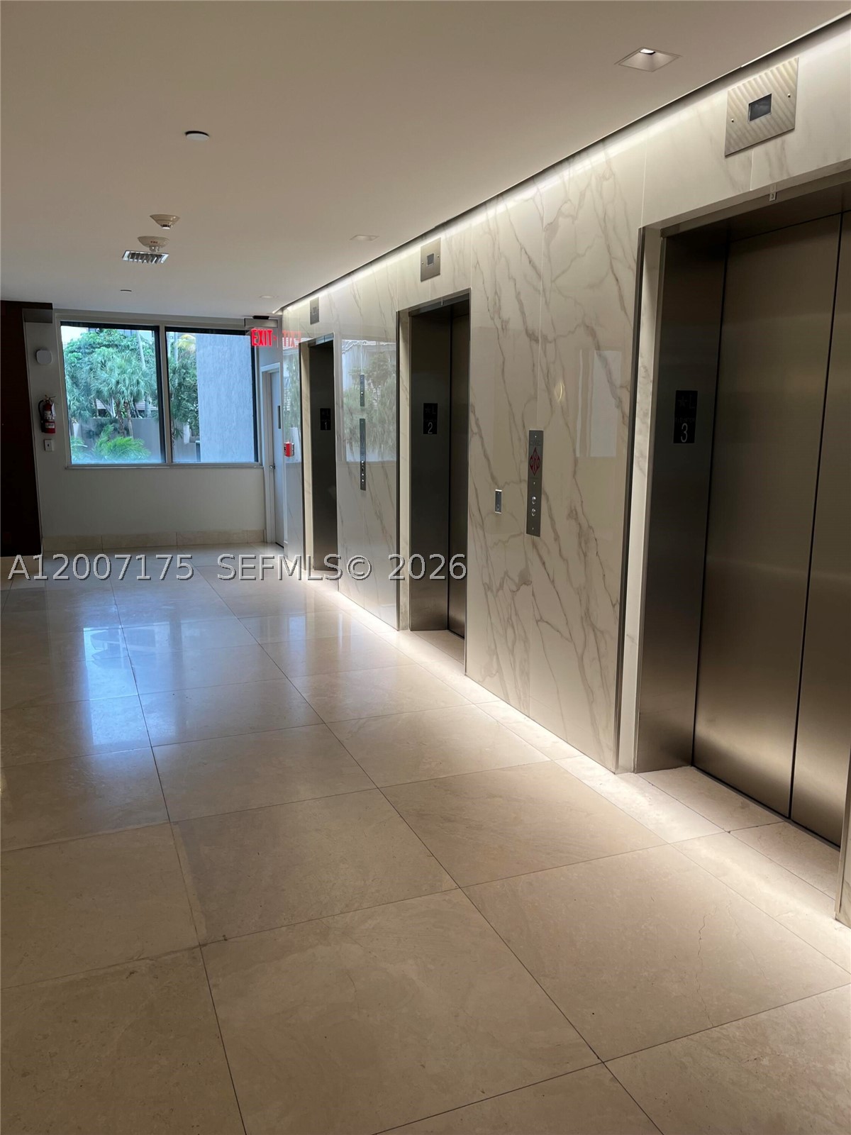540 Brickell Key Dr #1809, Miami FL 33131