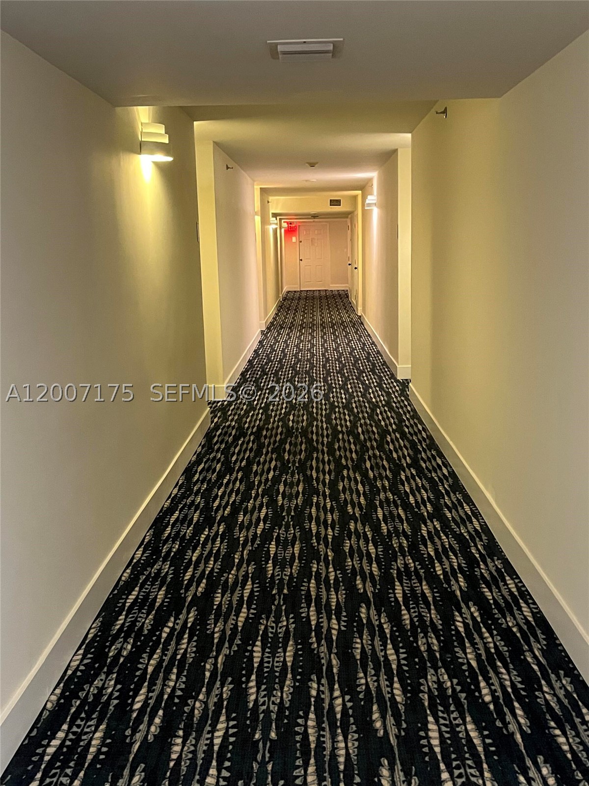 540 Brickell Key Dr #1809, Miami FL 33131