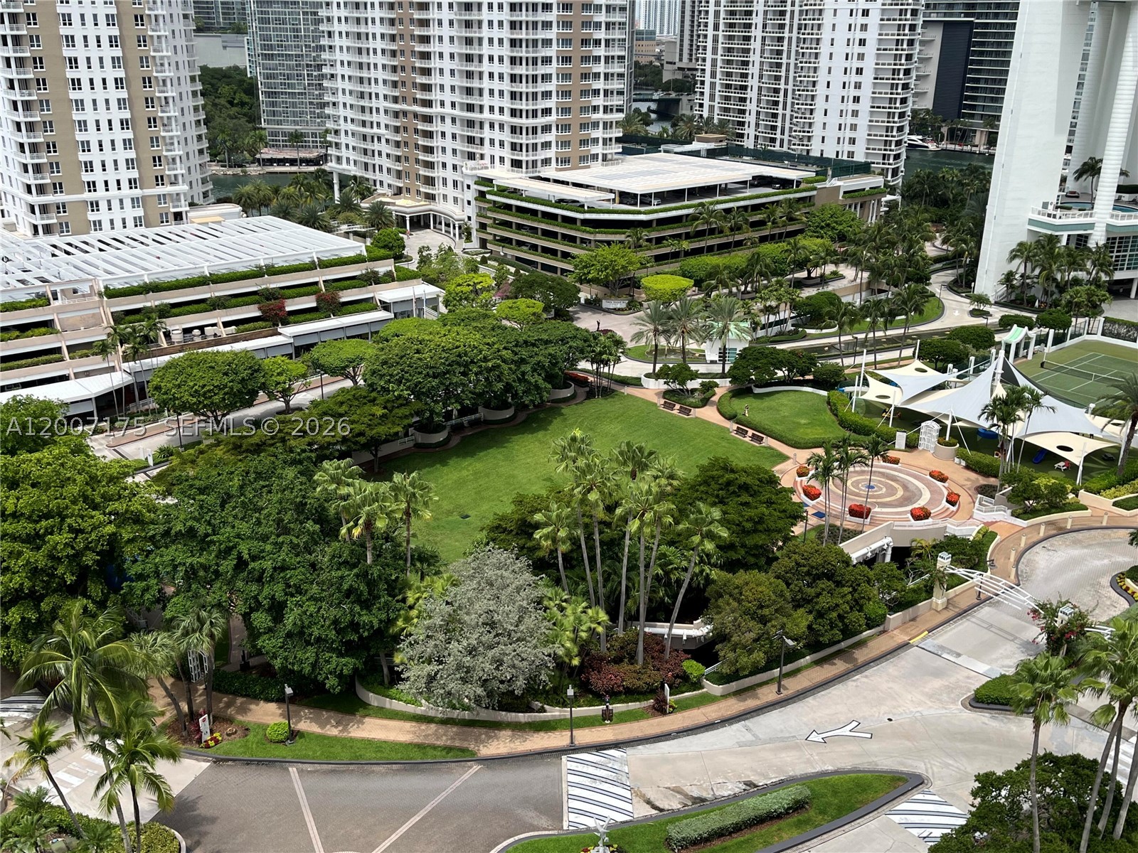 540 Brickell Key Dr #1809, Miami FL 33131