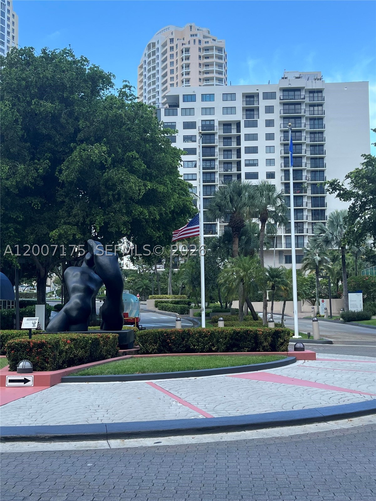 540 Brickell Key Dr #1809, Miami FL 33131