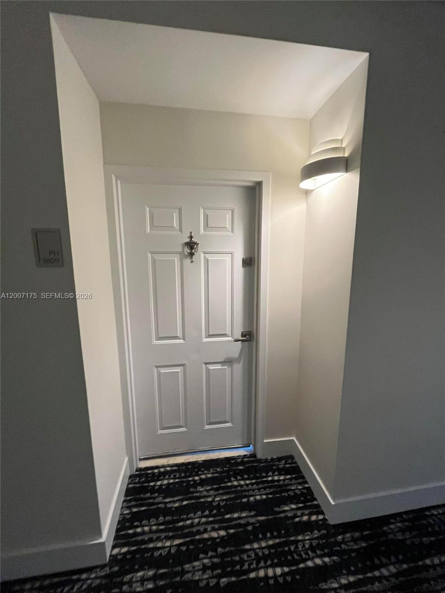 540 Brickell Key Dr #1809, Miami FL 33131