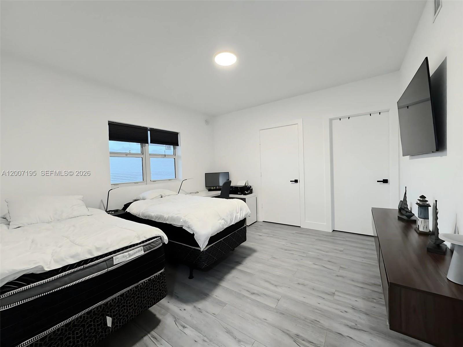 14951 Royal Oaks Ln #1708, North Miami FL 33181