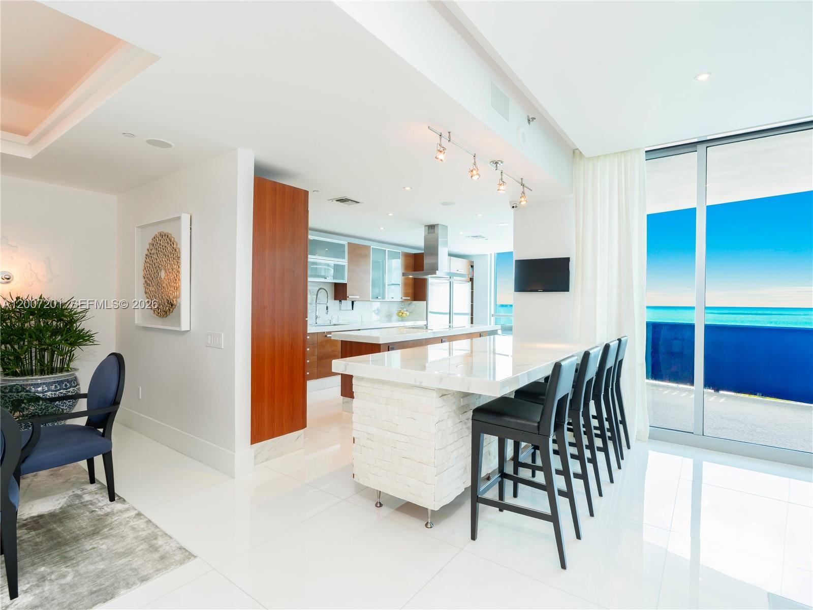 5959 Collins Ave #906, Miami Beach FL 33140