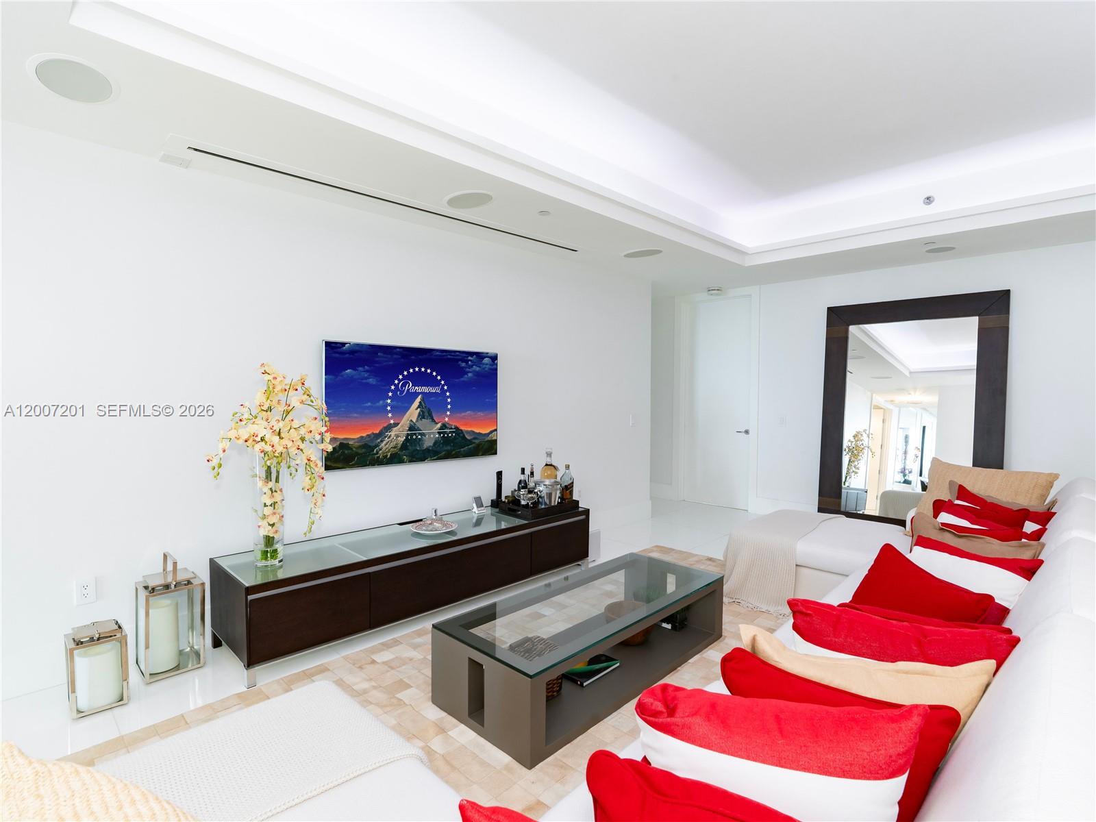 5959 Collins Ave #906, Miami Beach FL 33140
