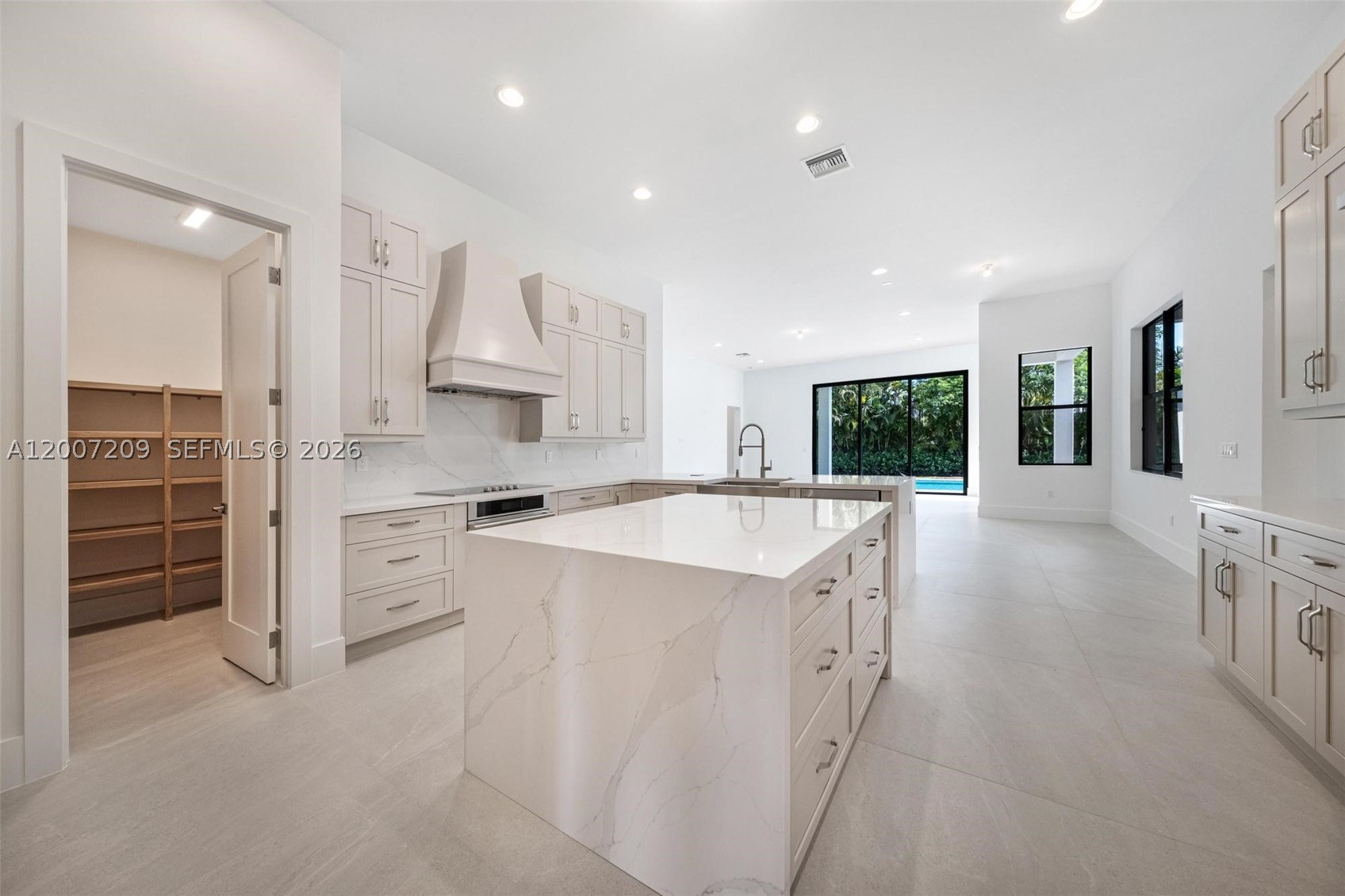 11900 SW 14th Pl, Davie FL 33325