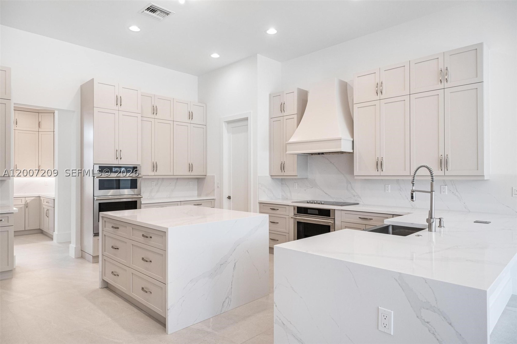 11900 SW 14th Pl, Davie FL 33325