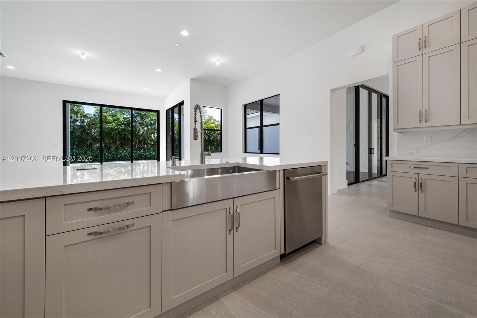 11900 SW 14th Pl, Davie FL 33325