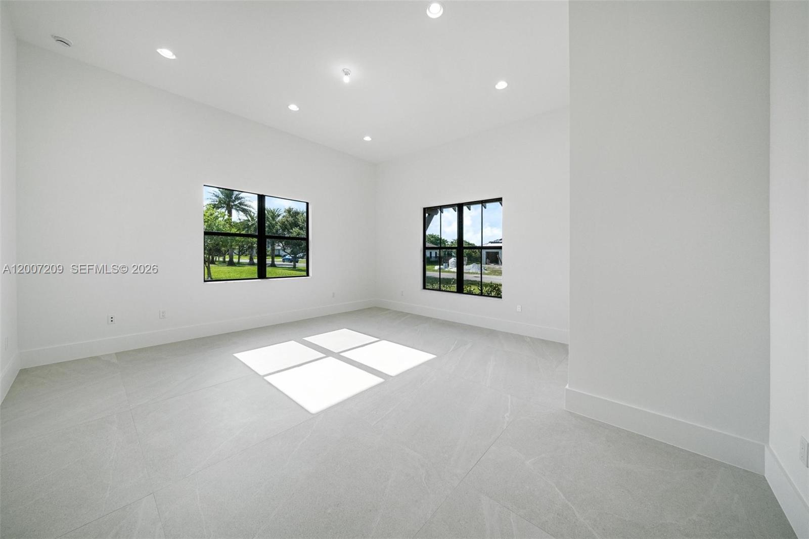 11900 SW 14th Pl, Davie FL 33325