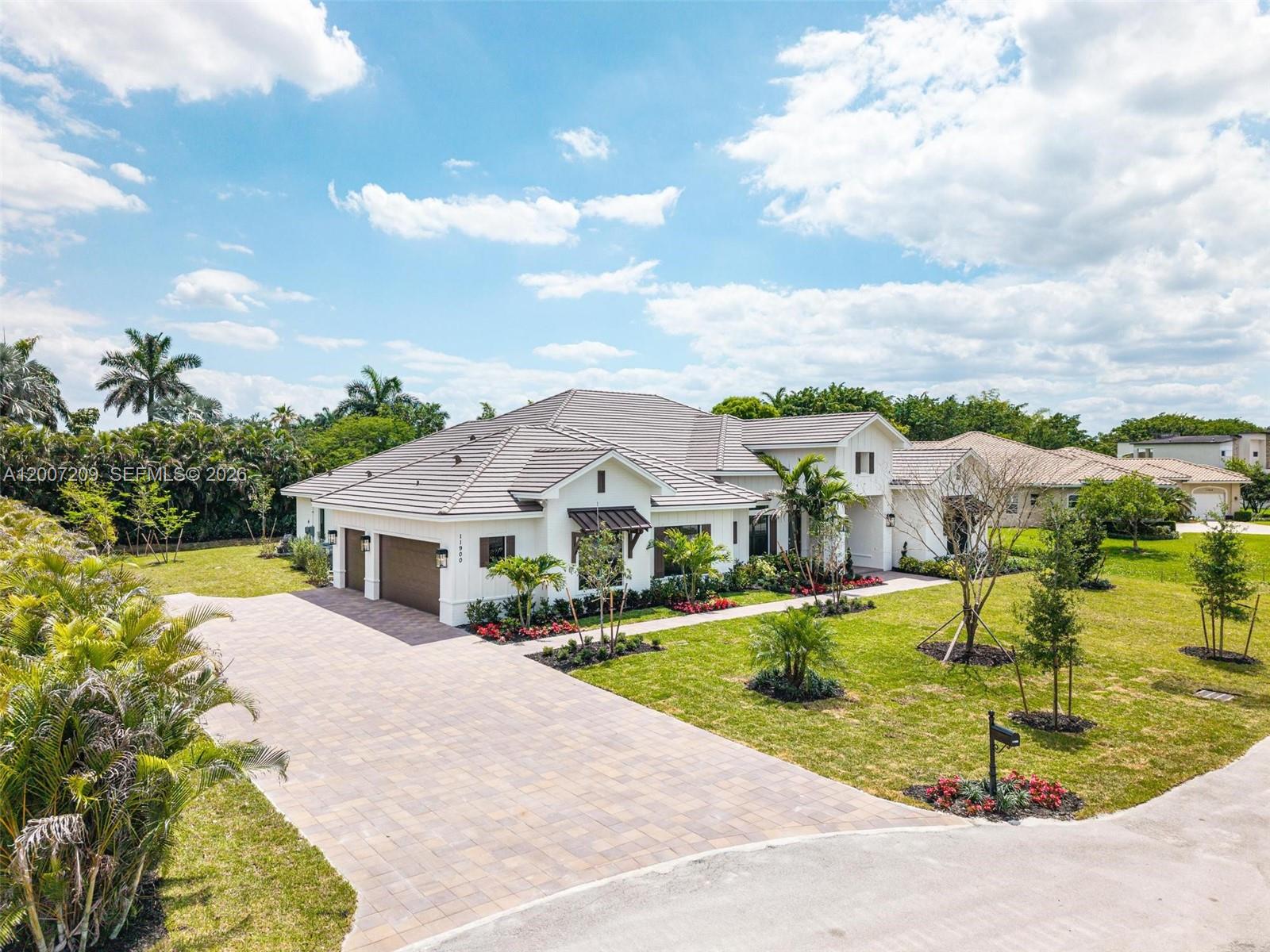 11900 SW 14th Pl, Davie FL 33325