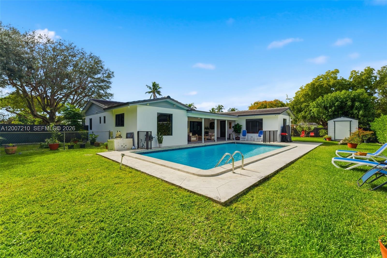 8625 SW 147th St, Palmetto Bay FL 33158