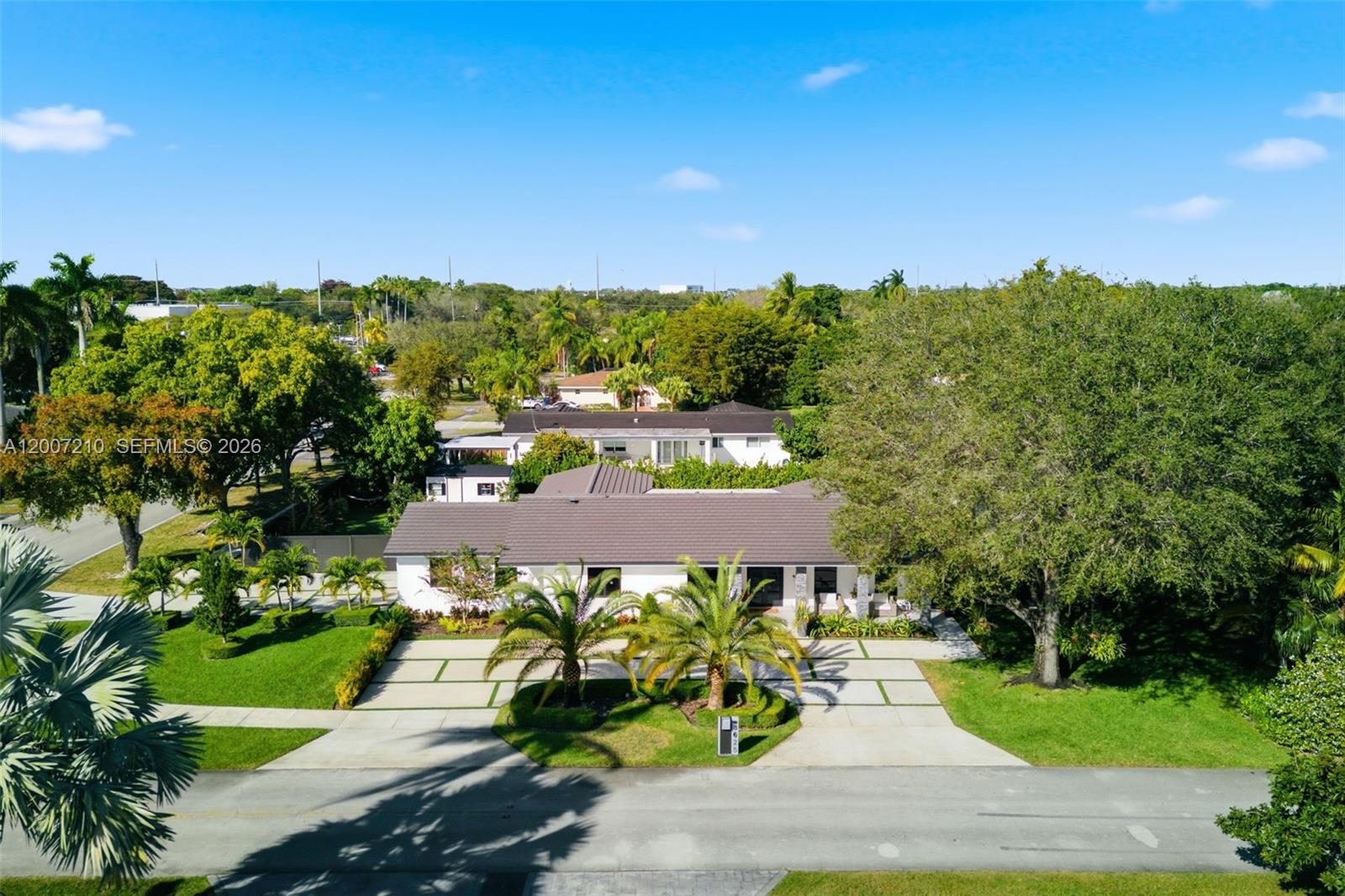 8625 SW 147th St, Palmetto Bay FL 33158