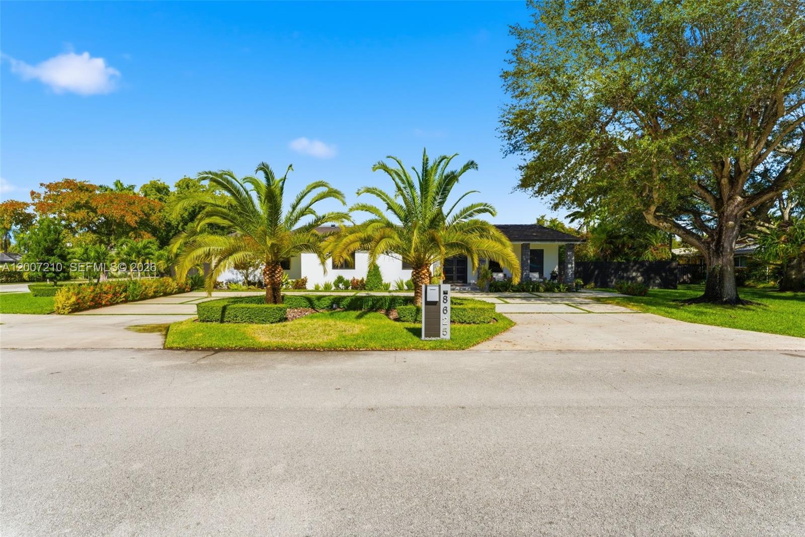 8625 SW 147th St, Palmetto Bay FL 33158