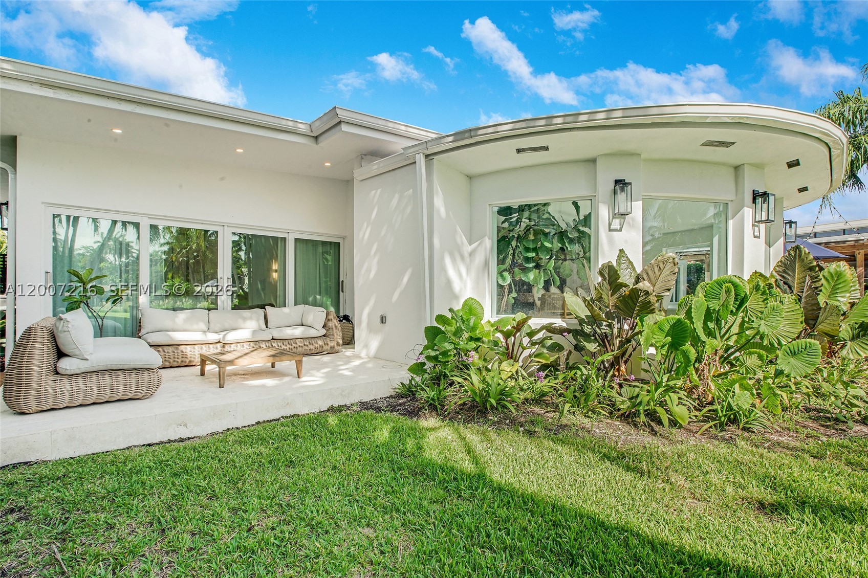 815 NE 76th St, Miami FL 33138
