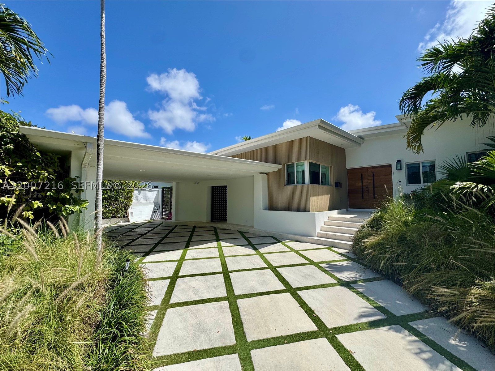 815 NE 76th St, Miami FL 33138