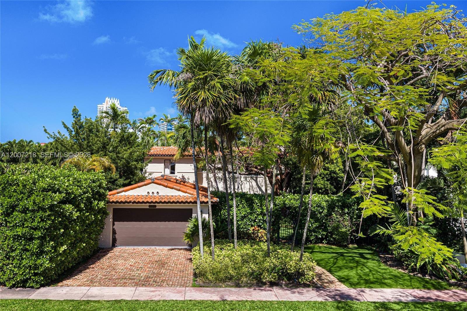 6121 La Gorce Dr, Miami Beach FL 33140
