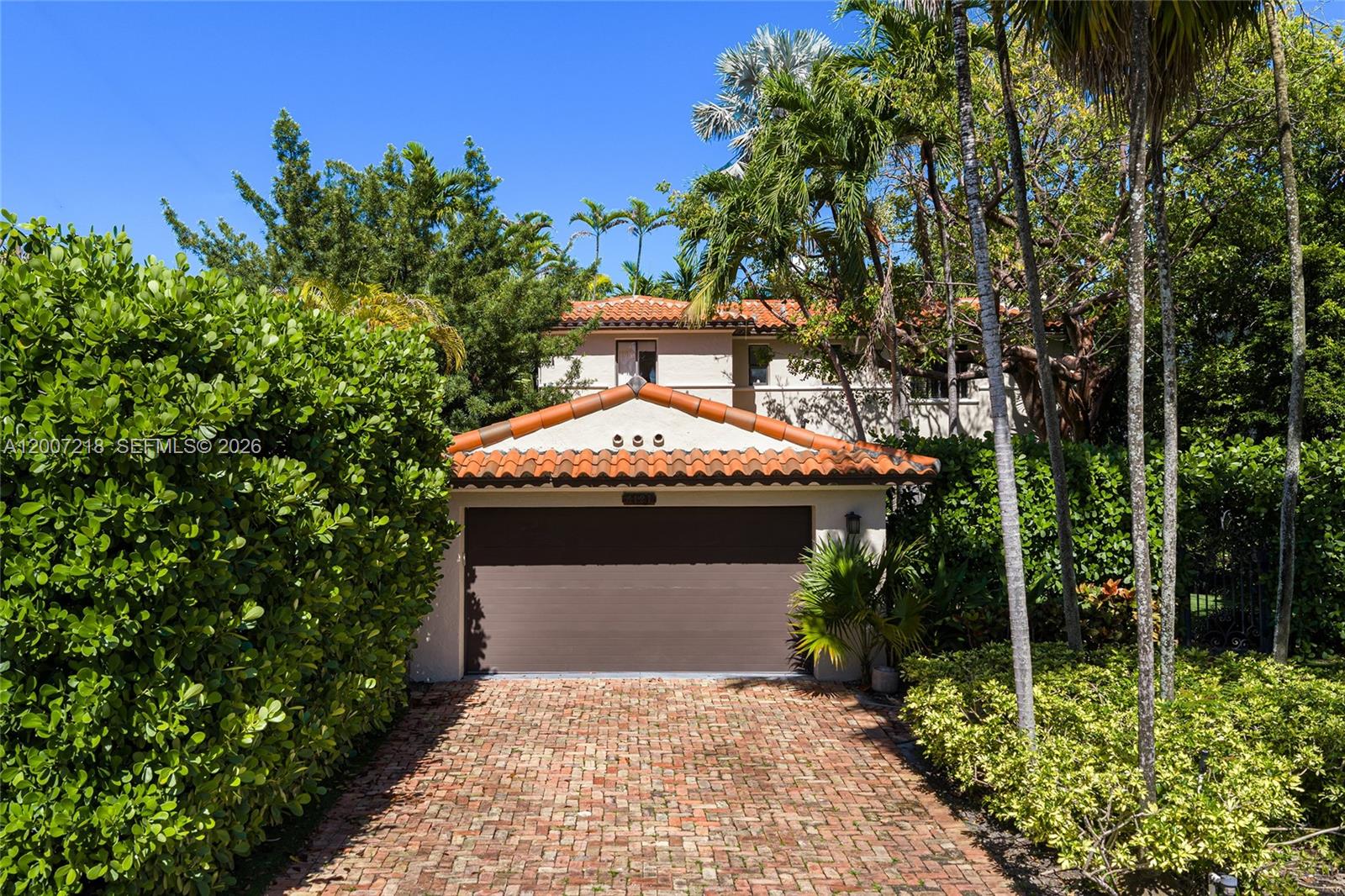 6121 La Gorce Dr, Miami Beach FL 33140