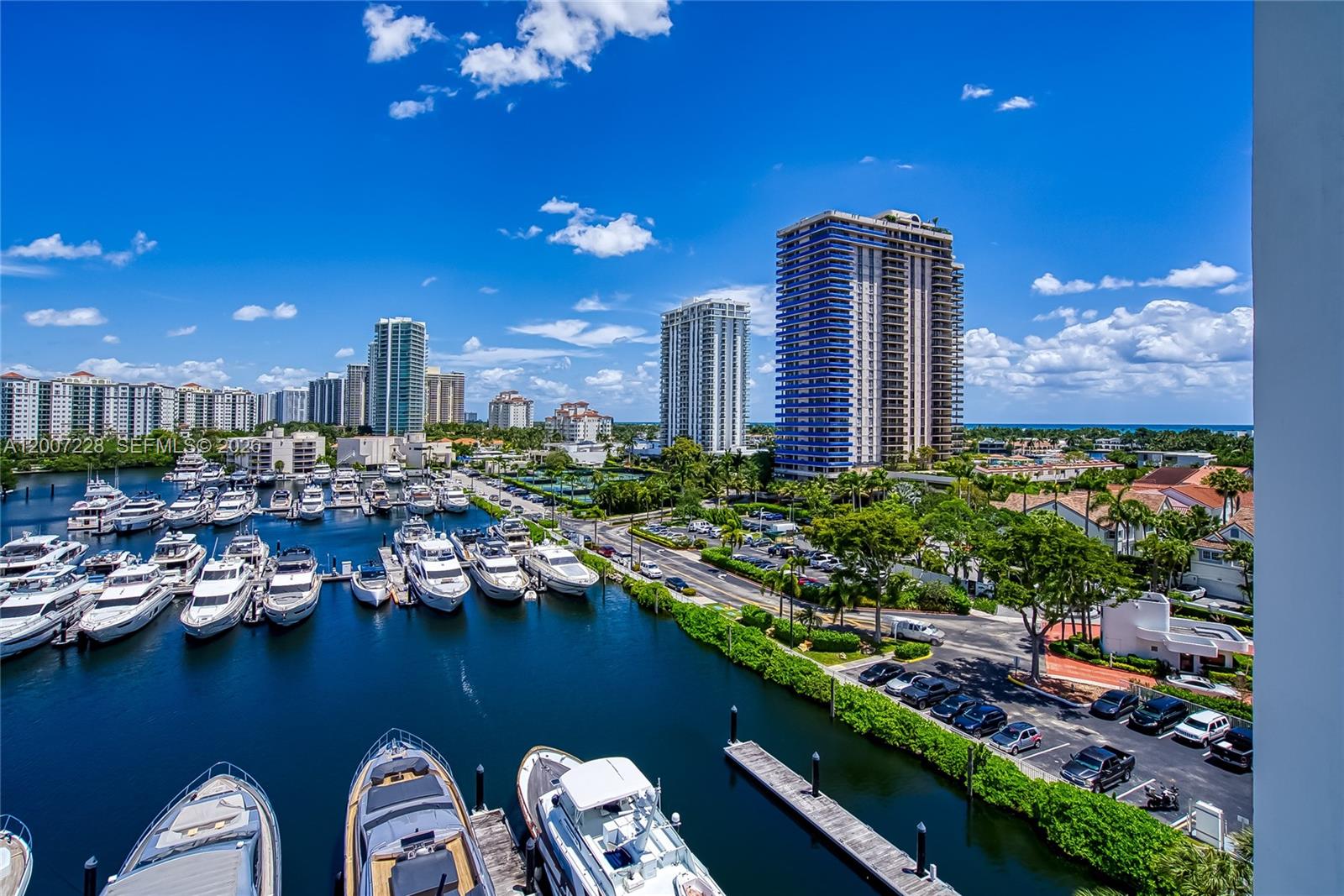 Aventura FL 33180 - A12007228
