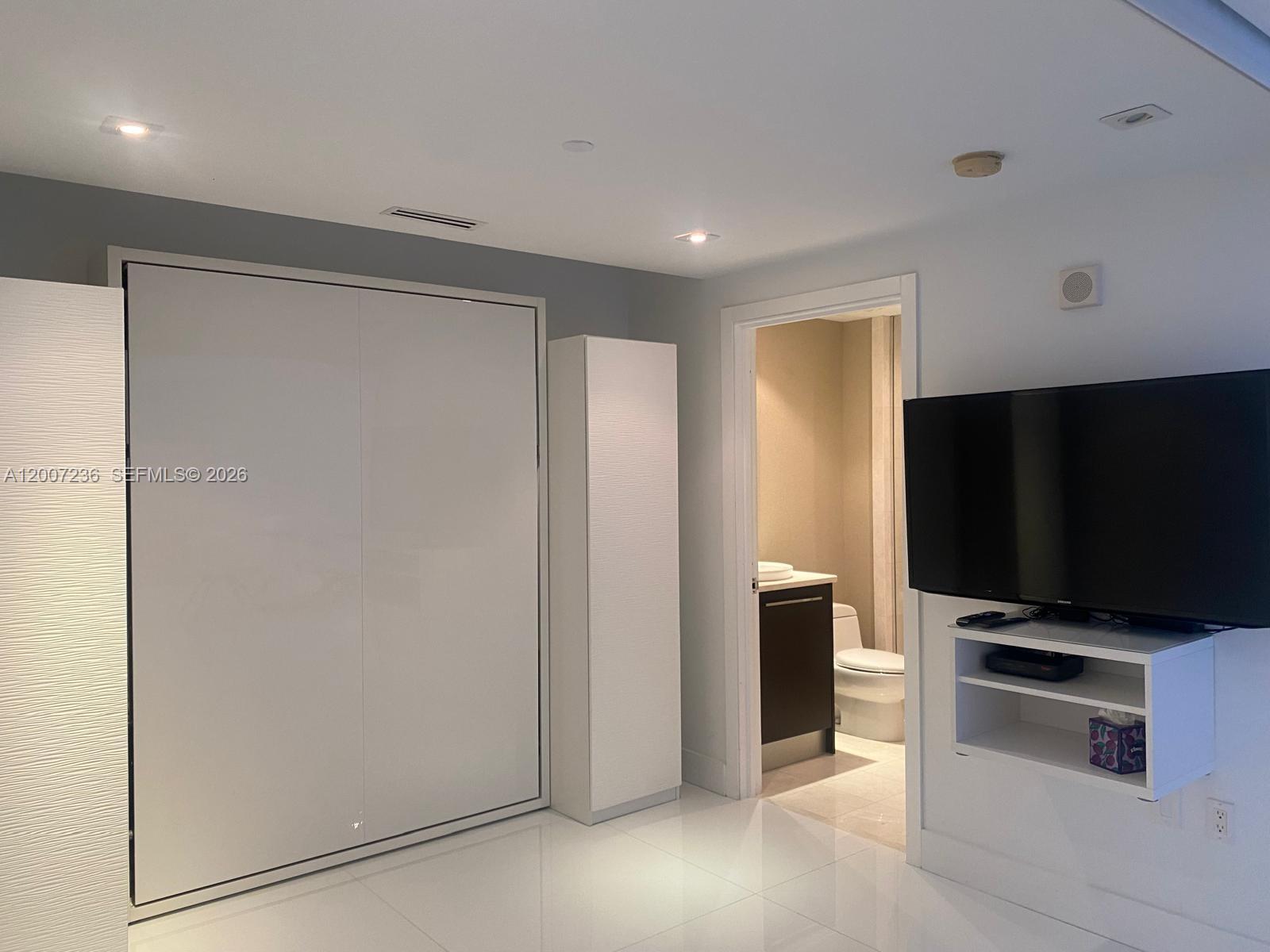 17121 Collins Ave #4006, Sunny Isles Beach FL 33160