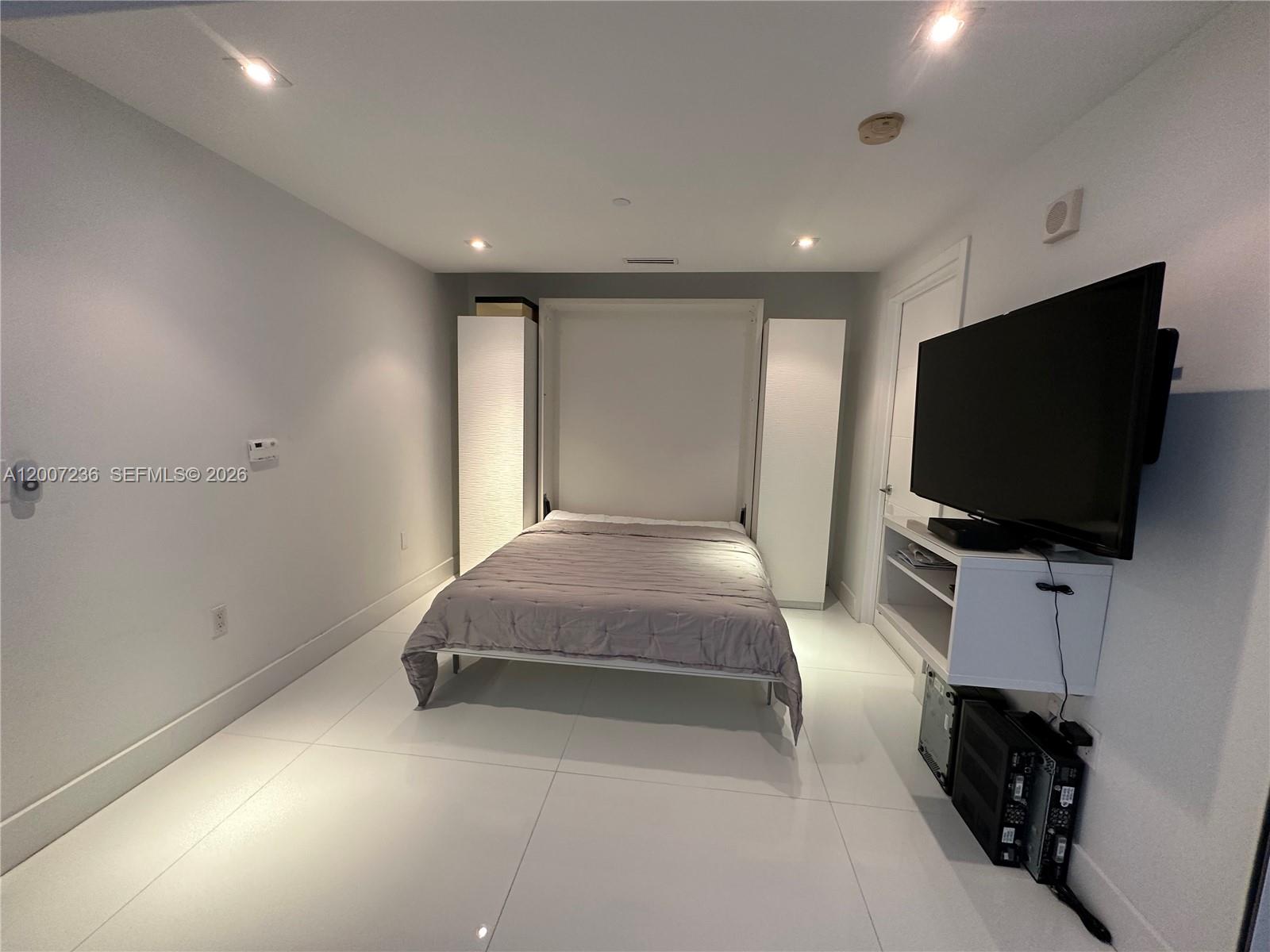 17121 Collins Ave #4006, Sunny Isles Beach FL 33160