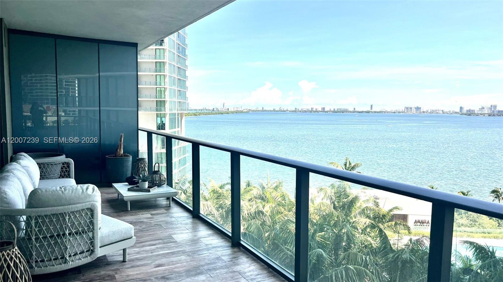 650 NE 32nd St #1001, Miami FL 33137