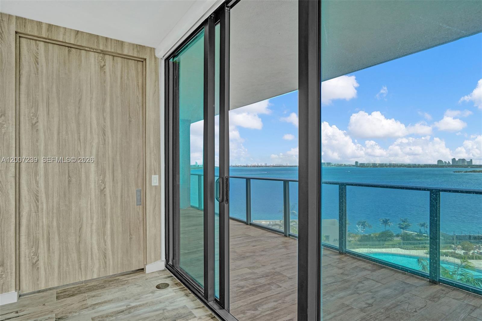 650 NE 32nd St #1001, Miami FL 33137