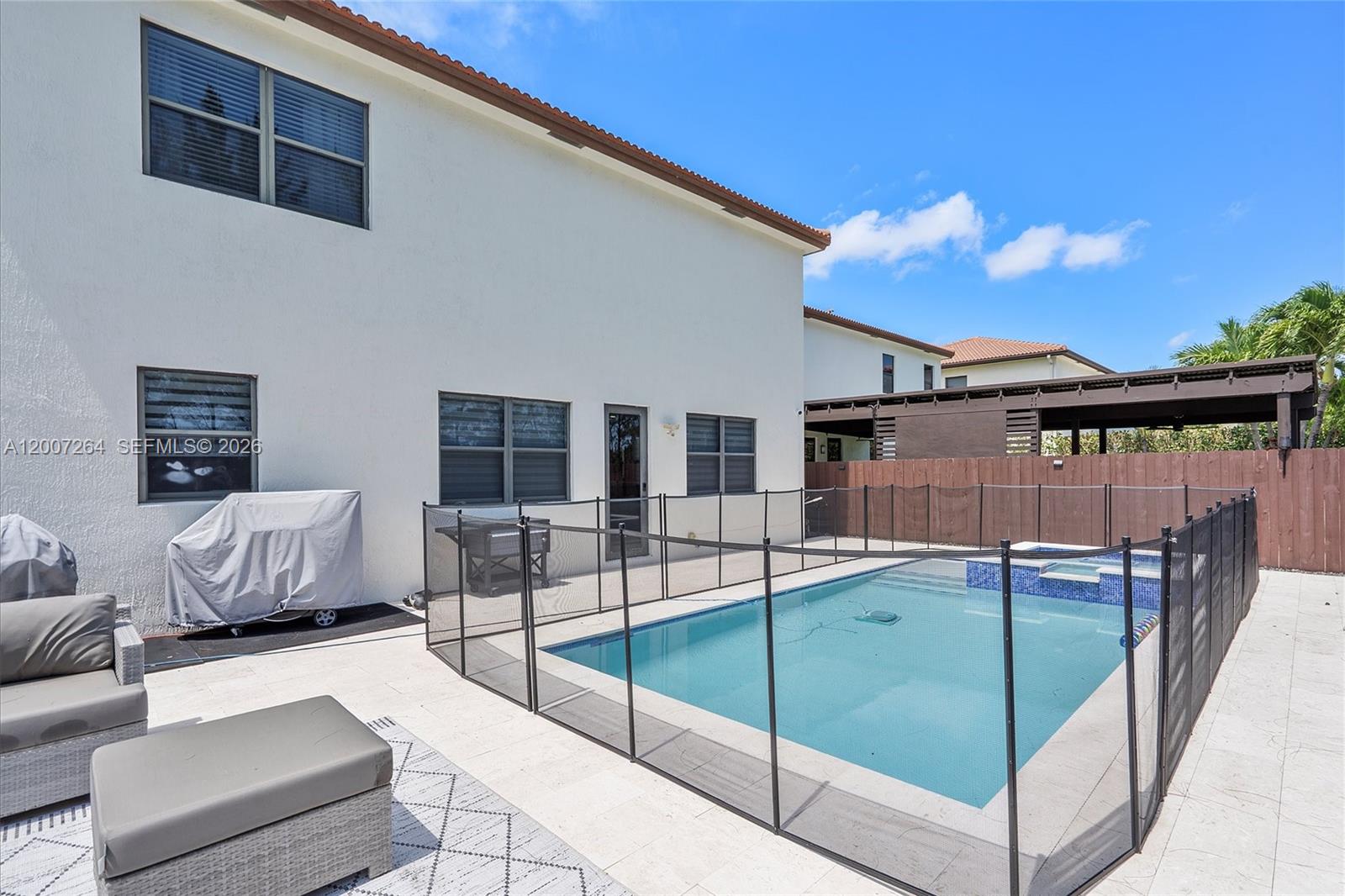 9830 NW 86 TER, Doral FL 33178