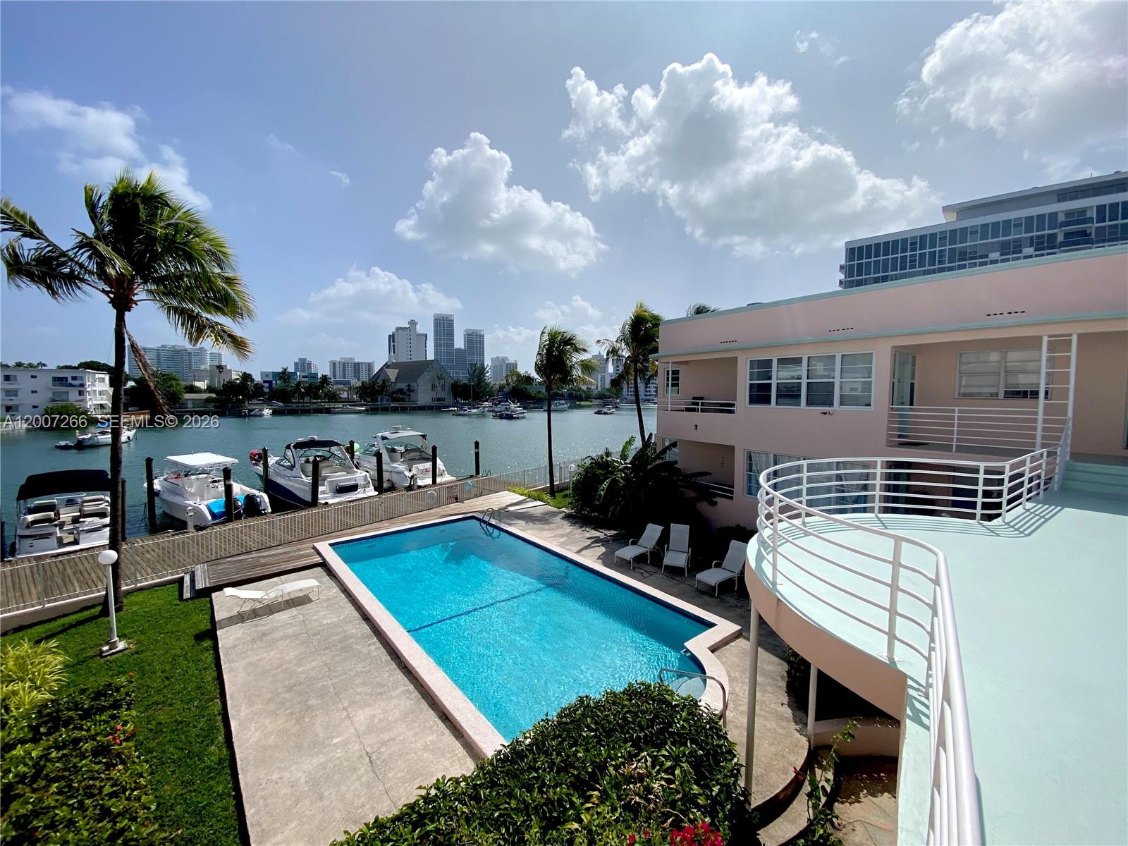 6881 Bay Dr #11, Miami Beach FL 33141