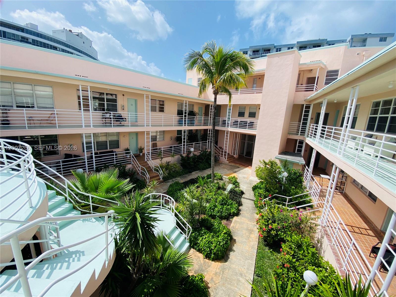 6881 Bay Dr #11, Miami Beach FL 33141