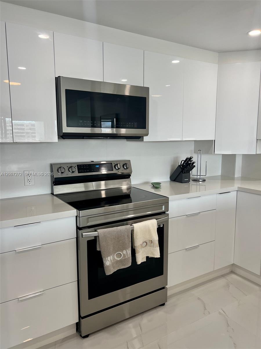 155 Ocean Lane Dr #1011, Key Biscayne FL 33149
