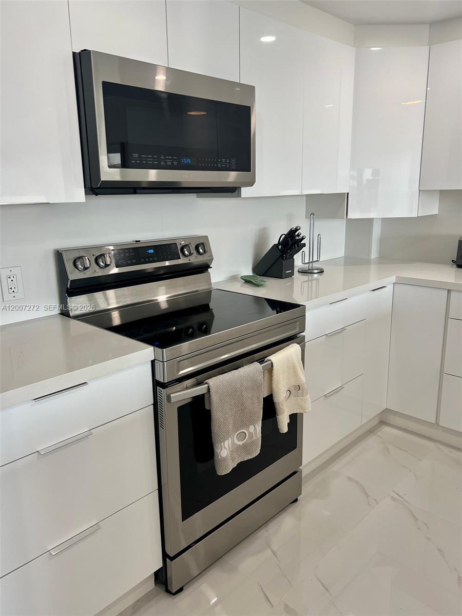 155 Ocean Lane Dr #1011, Key Biscayne FL 33149