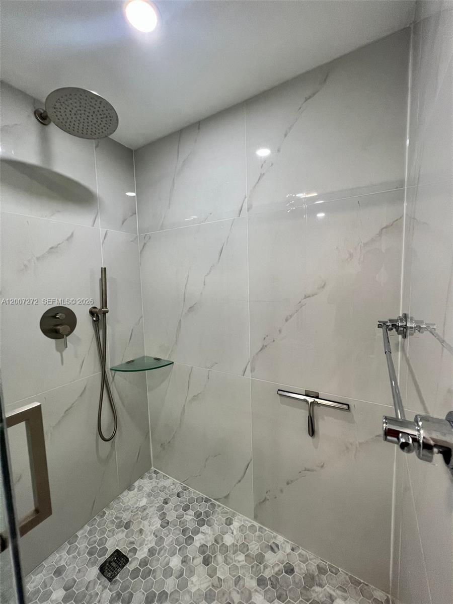 155 Ocean Lane Dr #1011, Key Biscayne FL 33149