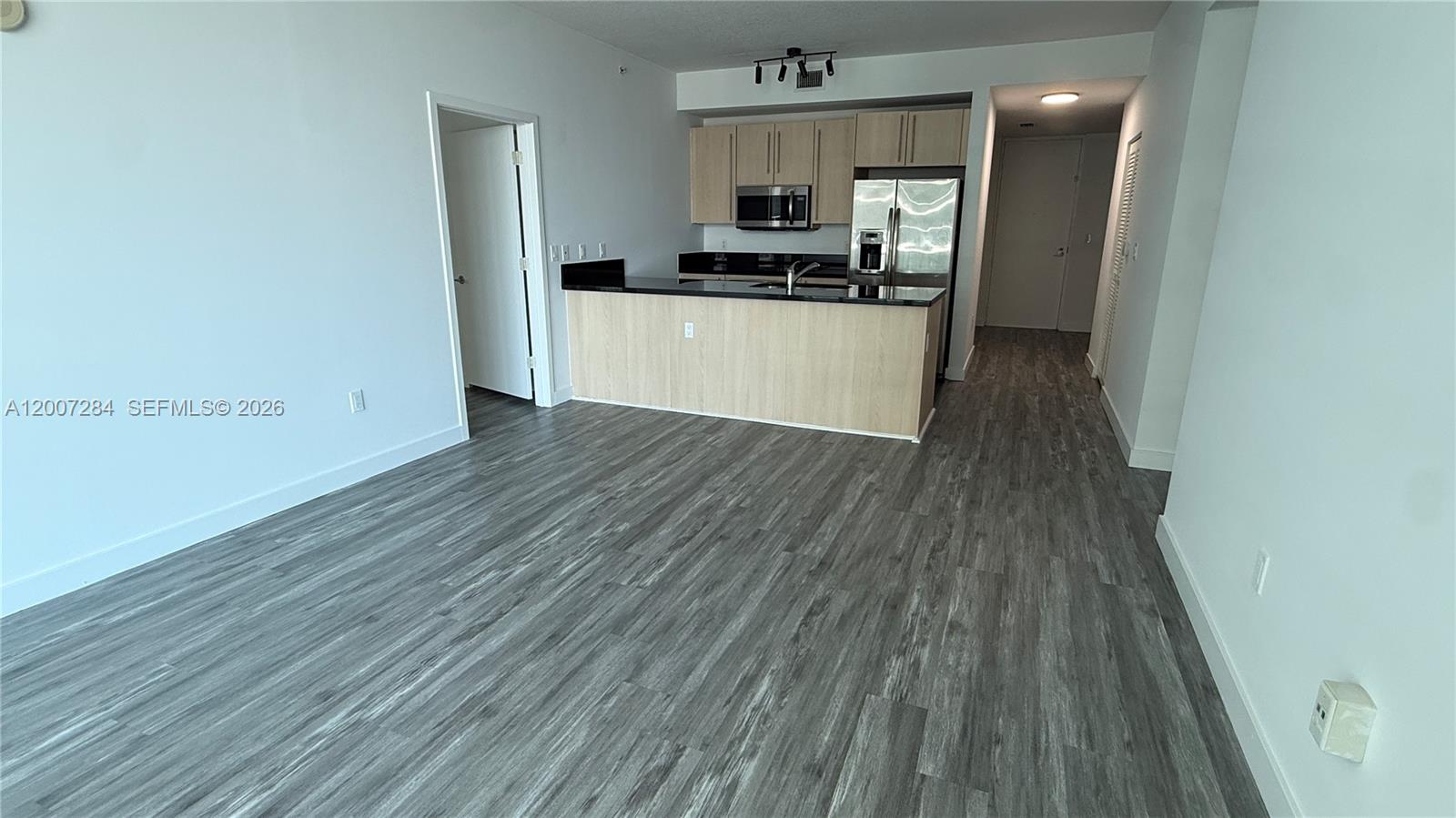 79 SW 12th St #2509-S, Miami FL 33130