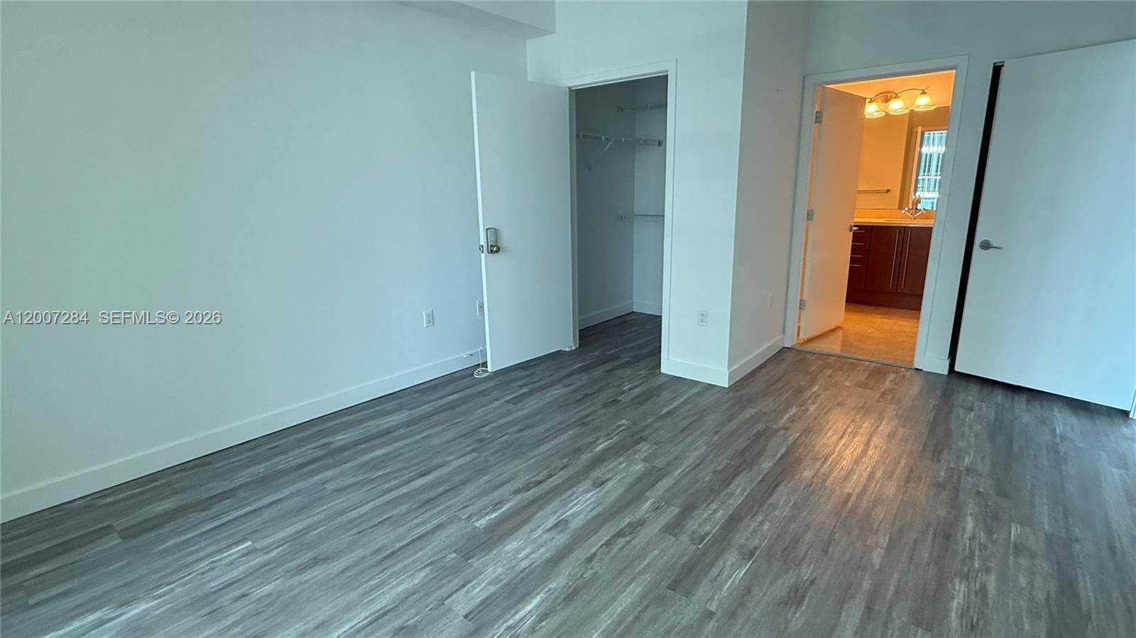 79 SW 12th St #2509-S, Miami FL 33130