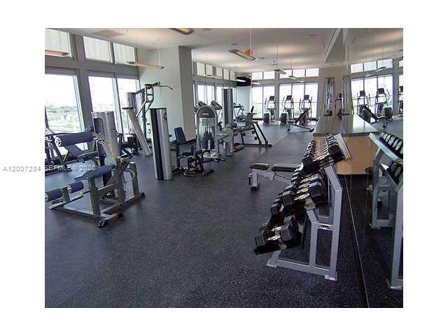 79 SW 12th St #2509-S, Miami FL 33130
