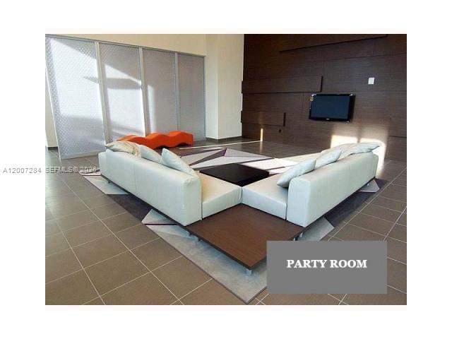 79 SW 12th St #2509-S, Miami FL 33130