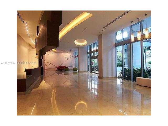 79 SW 12th St #2509-S, Miami FL 33130