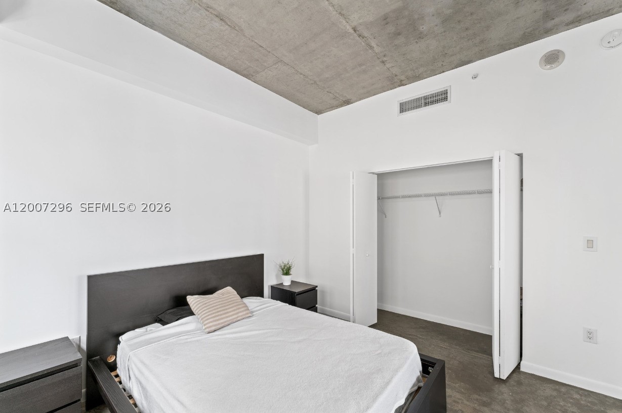 133 NE 2nd Ave #1112, Miami FL 33132