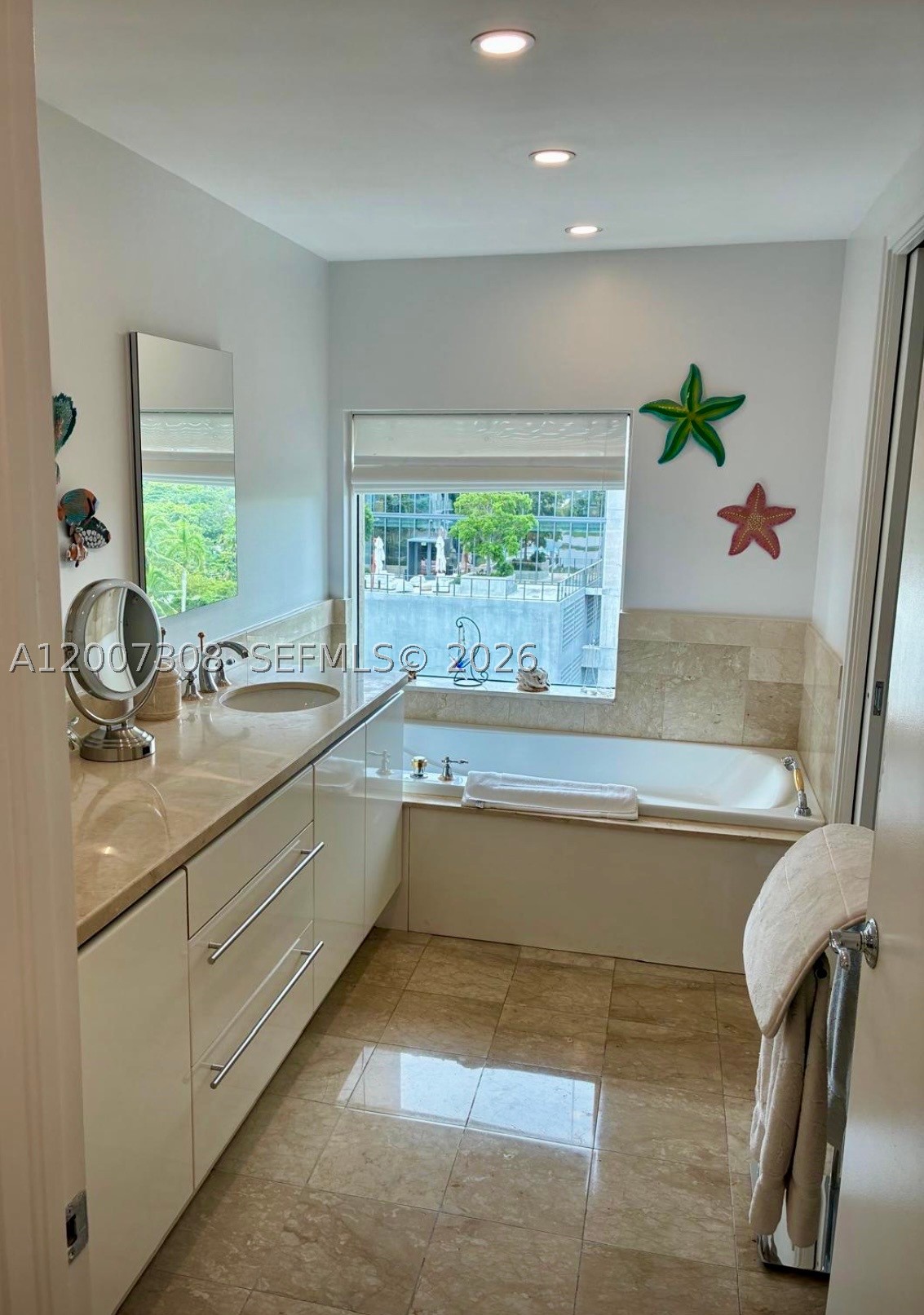 3400 SW 27th Ave #805, Coconut Grove FL 33133
