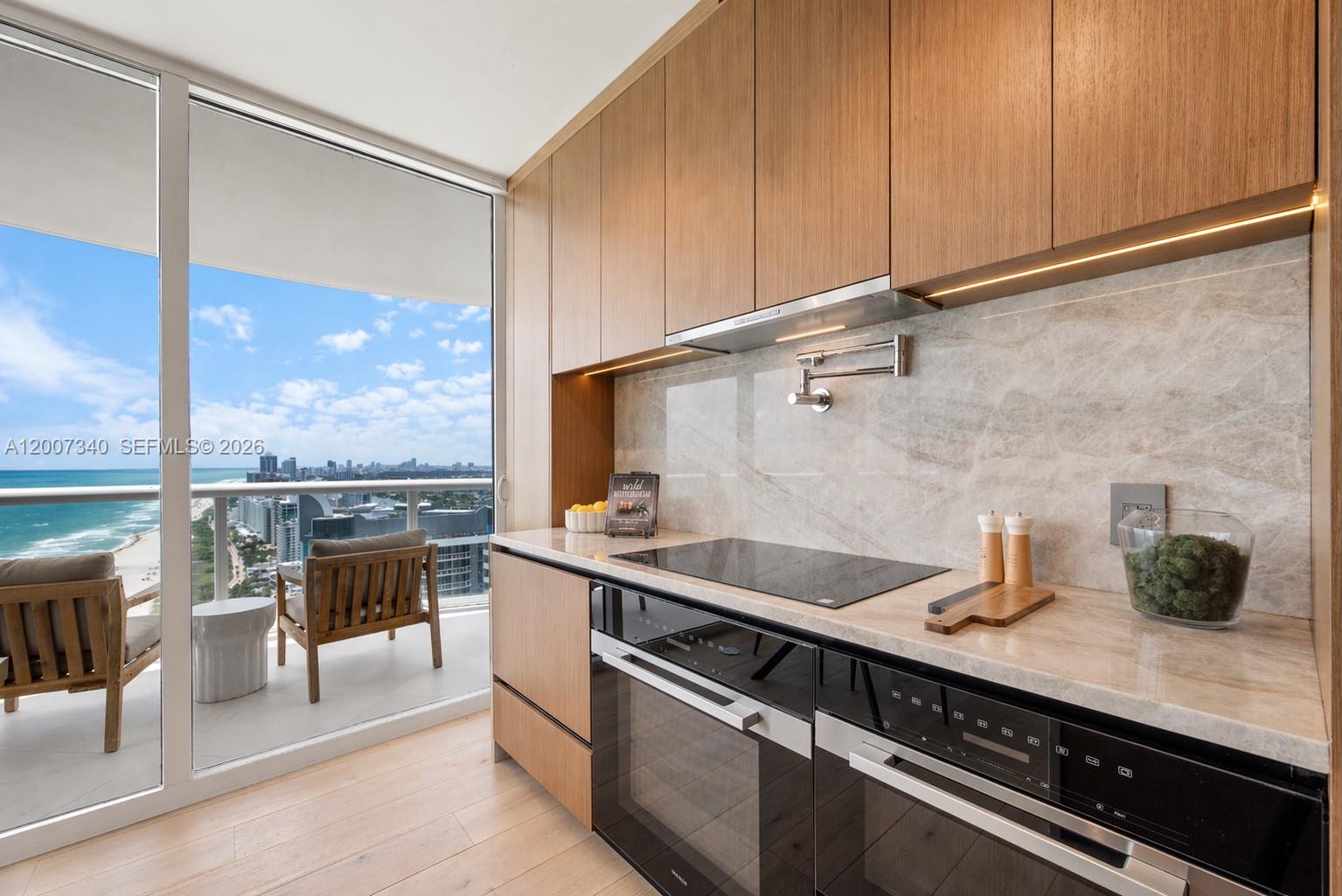 6365 Collins Ave #3904, Miami Beach FL 33141