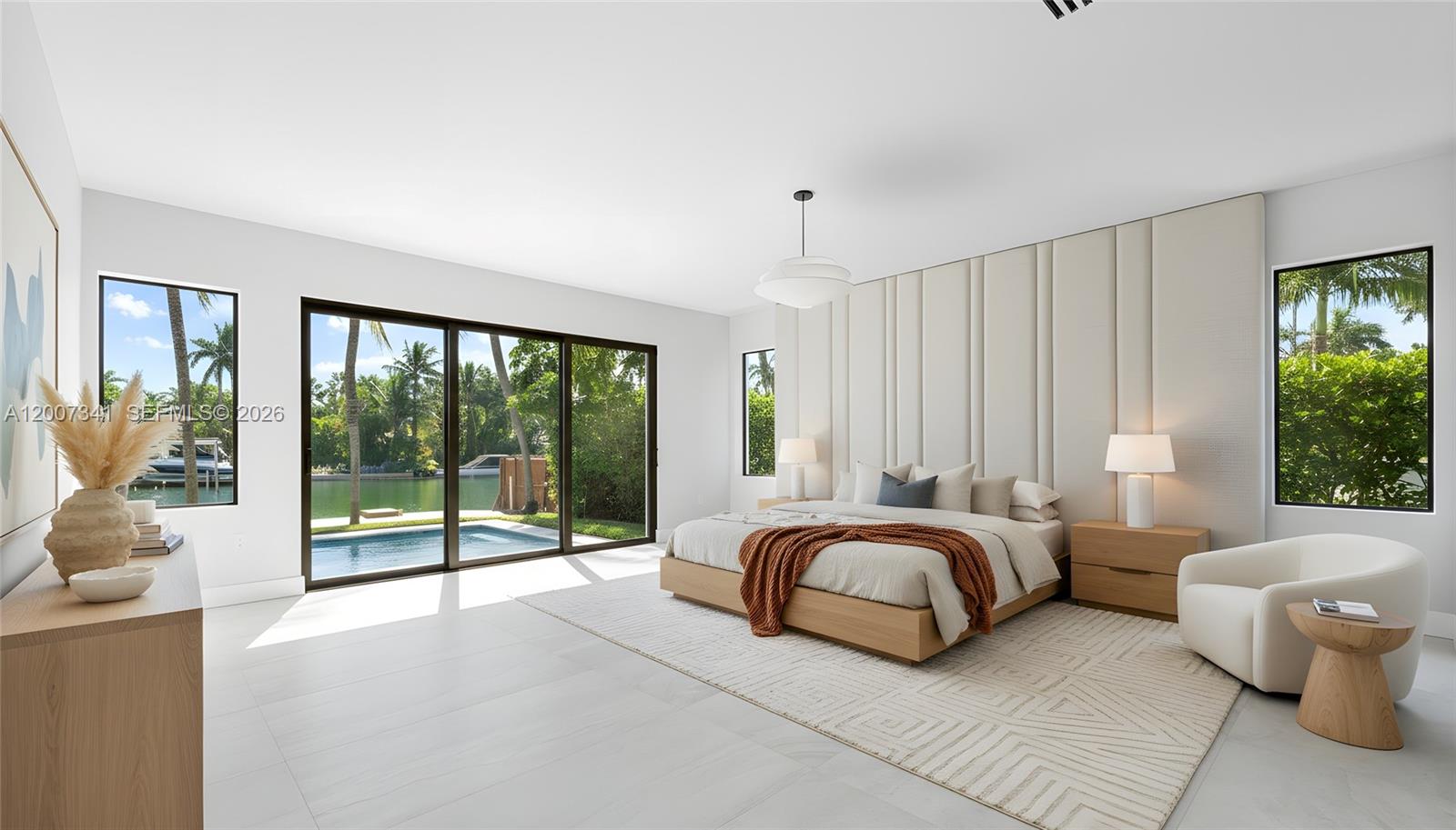 550 S Shore Dr, Miami Beach FL 33141