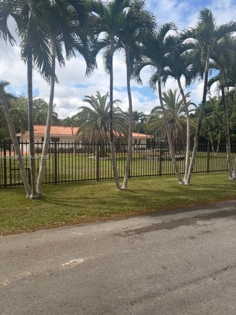 7090 SW 62nd St #0, Miami FL 33143