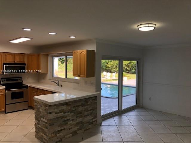 7090 SW 62nd St #0, Miami FL 33143