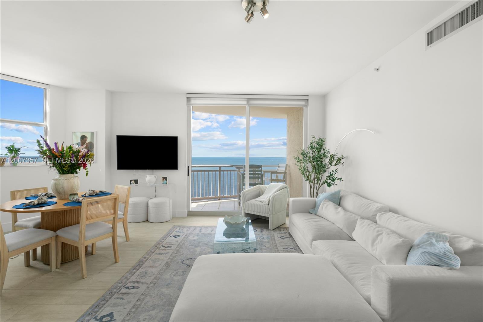 2475 Brickell Ave #2207, Miami FL 33129